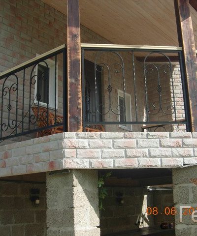 балкон кованый