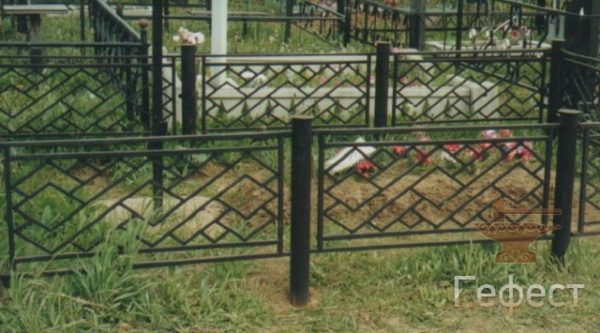 кованая ритуальная ограда
